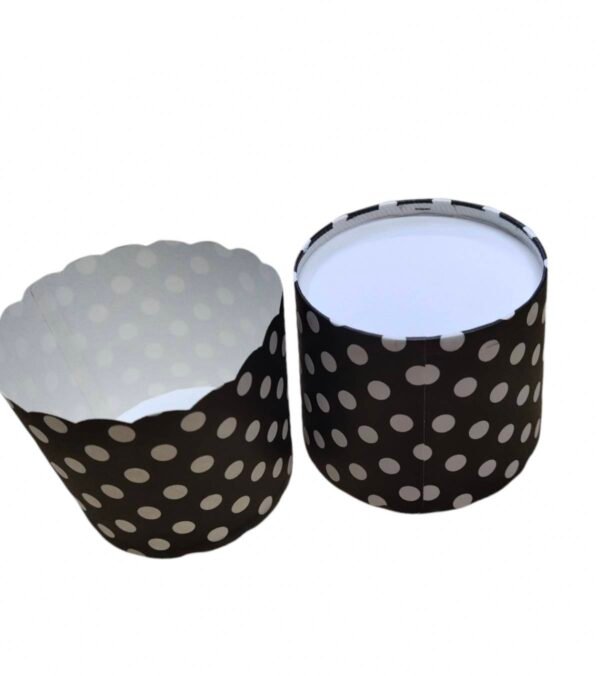 Muffin liner- Black