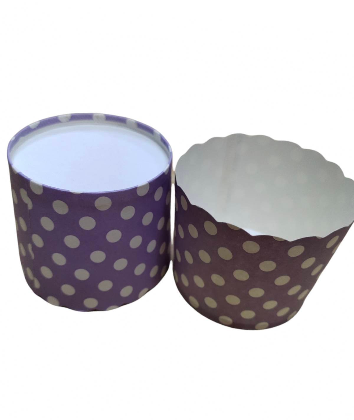 Muffin liner- light purple